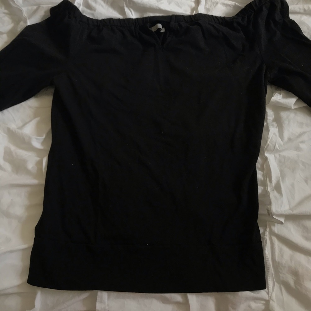 Old navy black mid length sleeve off should top with triangle cut out size S
